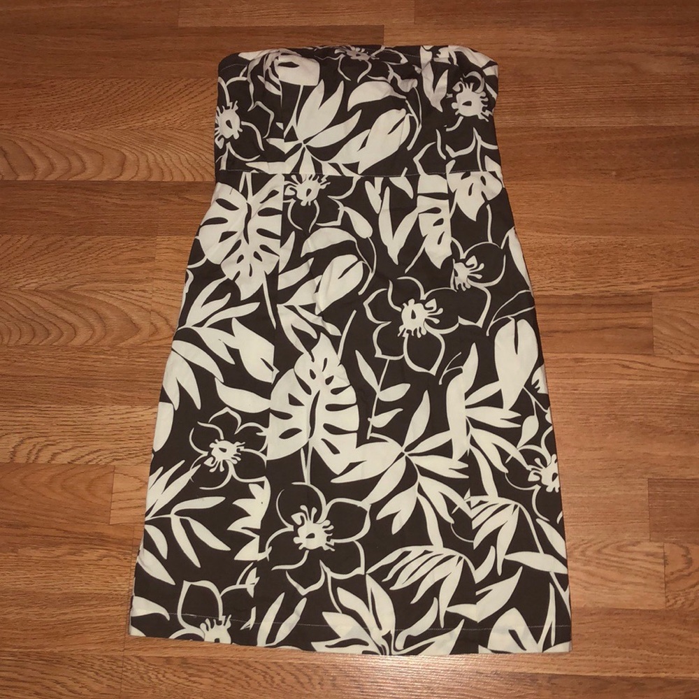 strapless dress